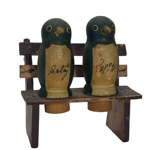 Vintage 50’s Wooden Bird Salt Pepper Shaker Set On Park Bench Japan Penguin